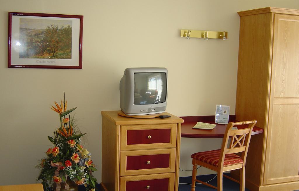 Hotel Garni Hubertushof Bad Füssing Kamer foto