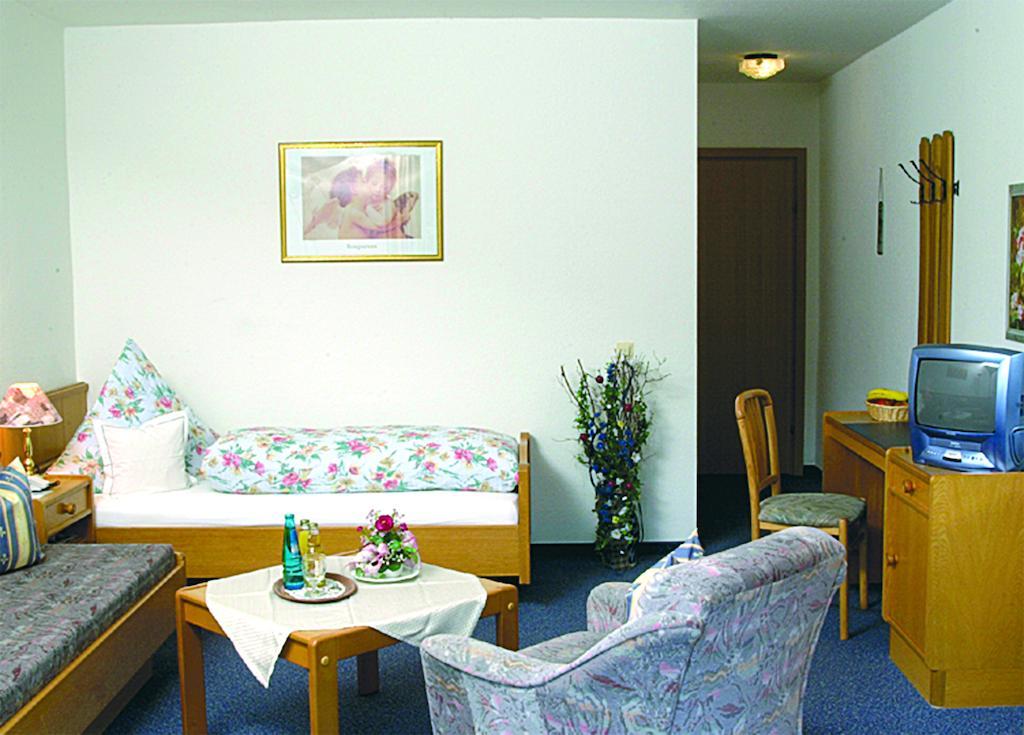 Hotel Garni Hubertushof Bad Füssing Kamer foto