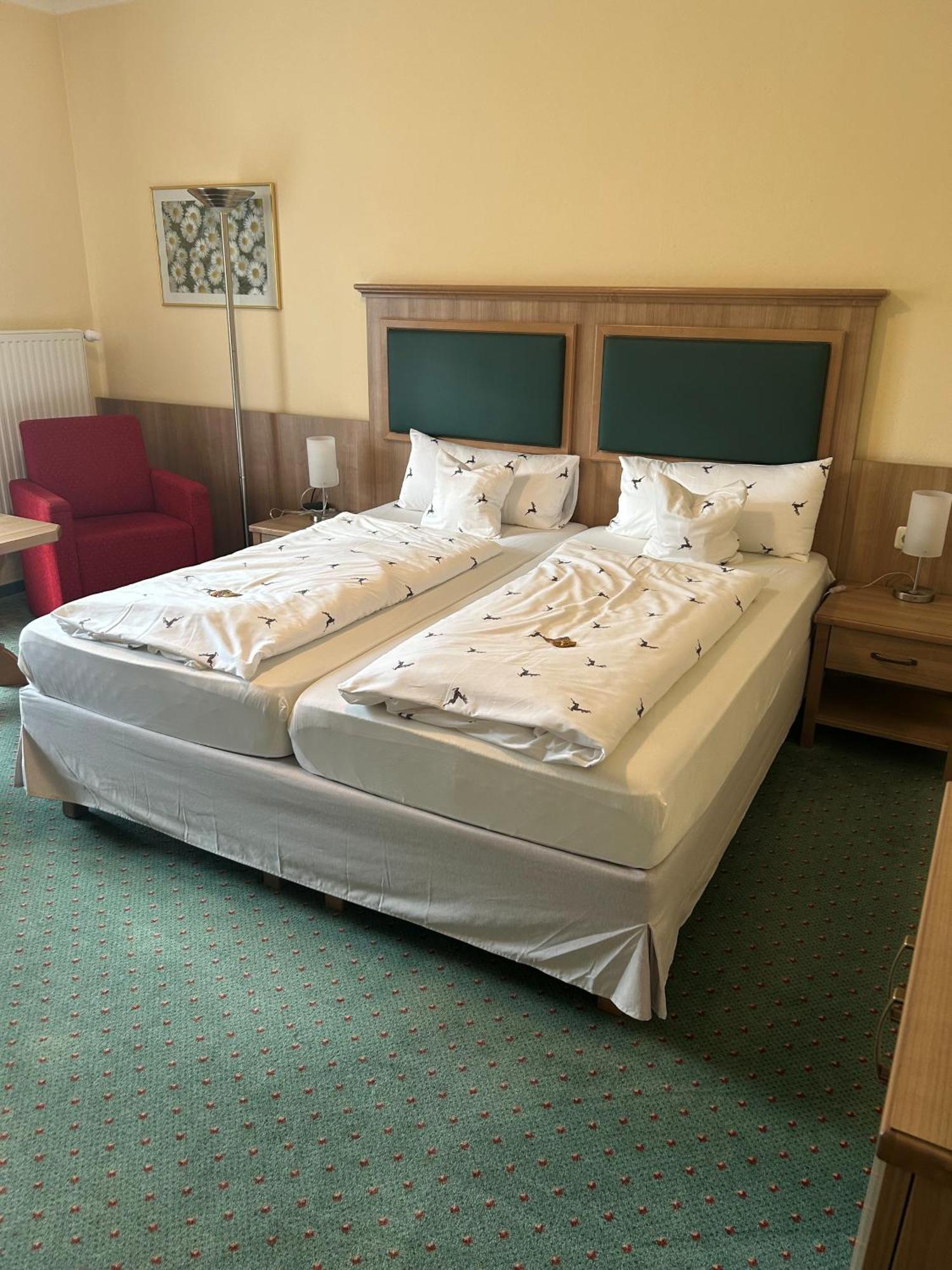Hotel Garni Hubertushof Bad Füssing Buitenkant foto